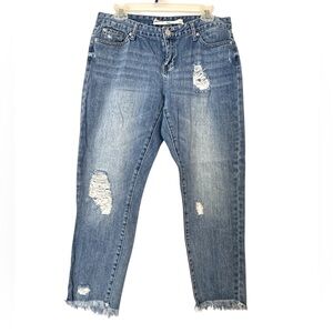 Ashley‎ Mason Women's Cropped Jeans Size 9 Distressed Blue Denim (D38)